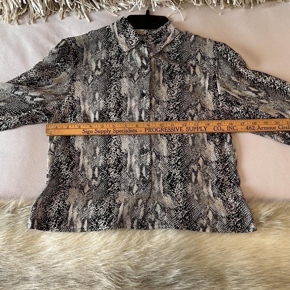 Vintage ANN TAYLOR Beige Black Sheer Snake 3/4 Sleeves 4P Button Down Shirt - Picture 8 of 13